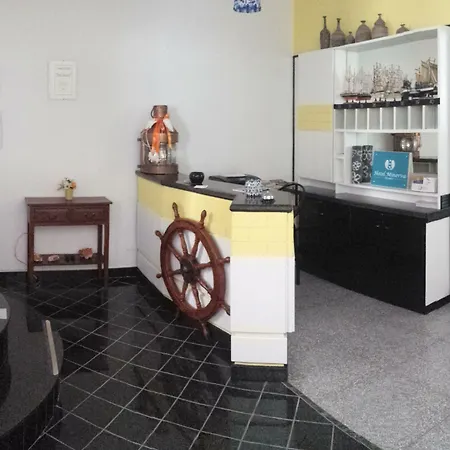 Minerva Готель