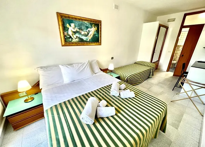 Minerva Готель